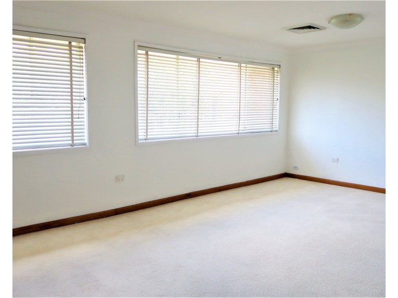 43 Caroline Cres, Georges Hall NSW 2198