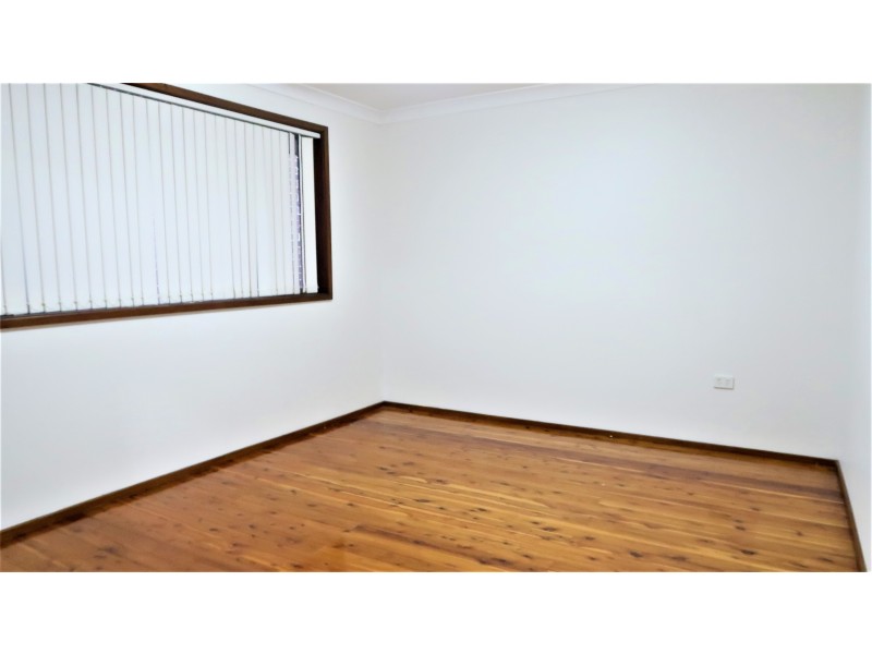 9 Flinders rd, Georges Hall NSW 2198