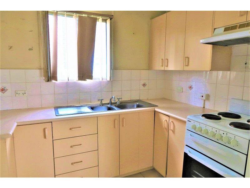 36 KAWANA STREET, Bass Hill NSW 2197