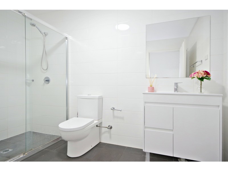 76/6-8 George st, Warwick Farm NSW 2170