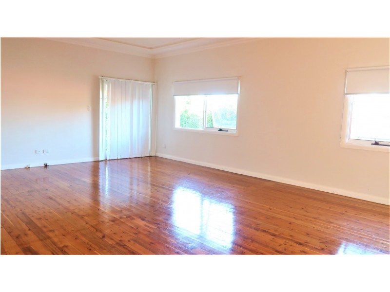 28 Resthaven  road, Bankstown NSW 2200