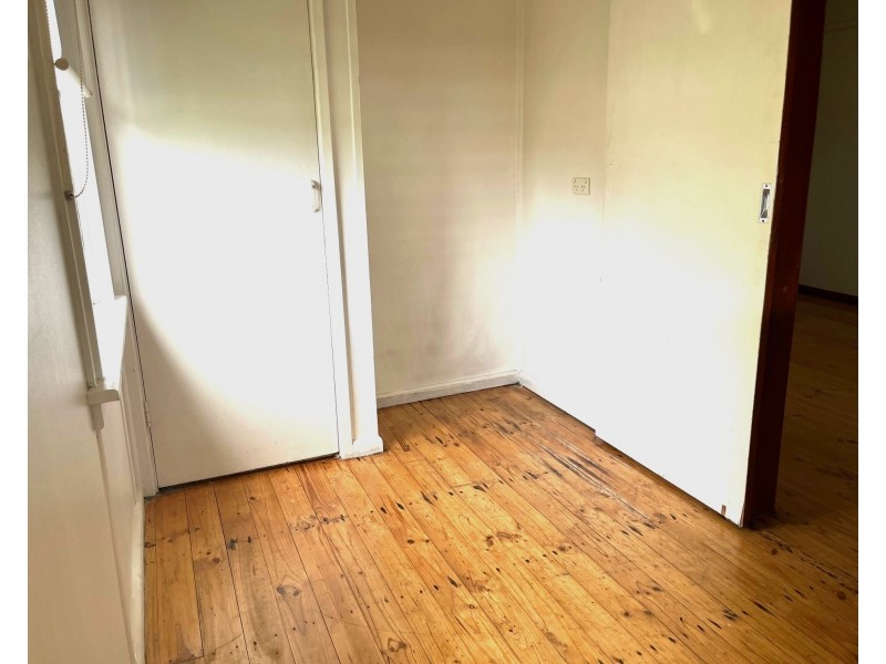 5/128 Wilbur st, Greenacre NSW 2190