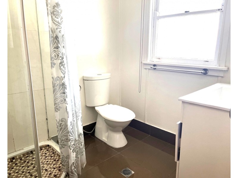 5/128 Wilbur st, Greenacre NSW 2190