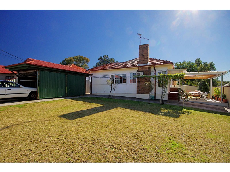 10 WILLETT ST, Yagoona NSW 2199