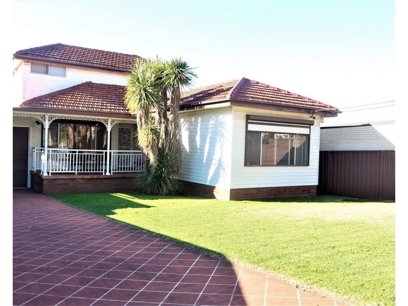 173 Mimosa rd, Greenacre NSW 2190