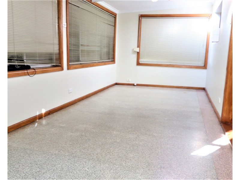 173 Mimosa rd, Greenacre NSW 2190