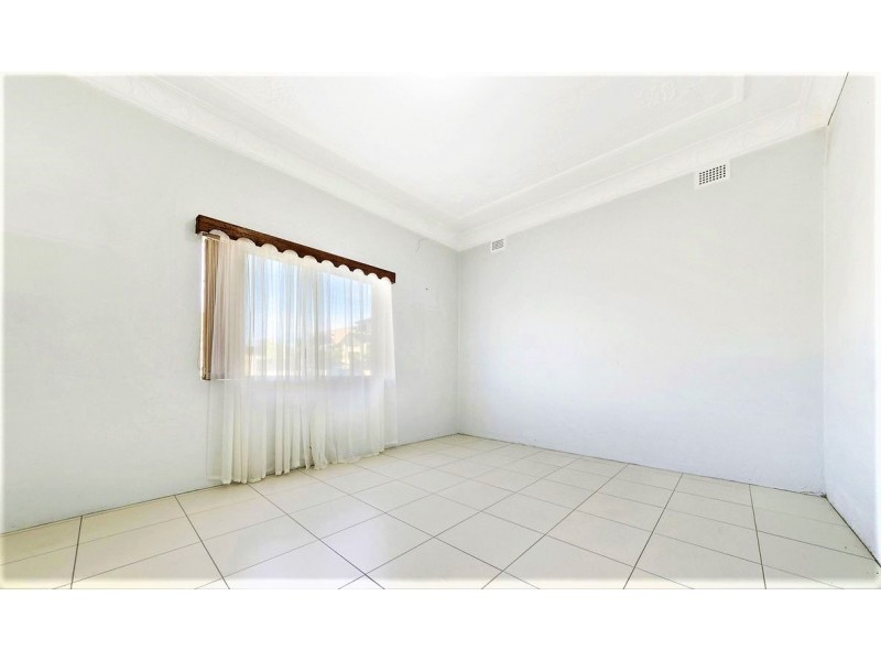5 Hudson st, South Granville NSW 2142