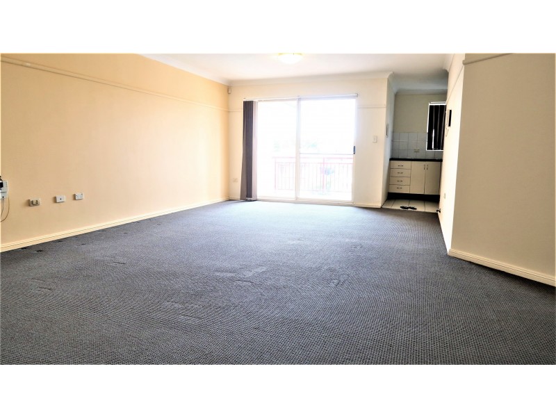 31/21-27 Amy St, Regents Park NSW 2143