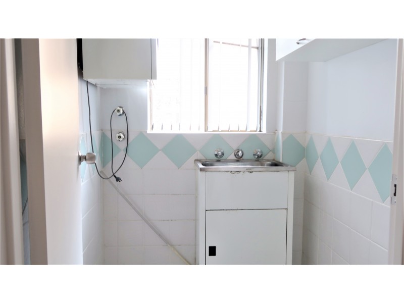 136/1 RiverPark Drive, Liverpool NSW 2170