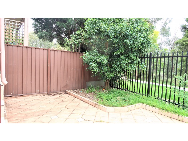 136/1 RiverPark Drive, Liverpool NSW 2170