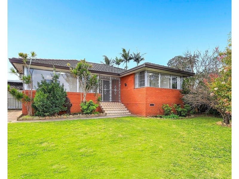 11 Marden St, Georges Hall NSW 2198