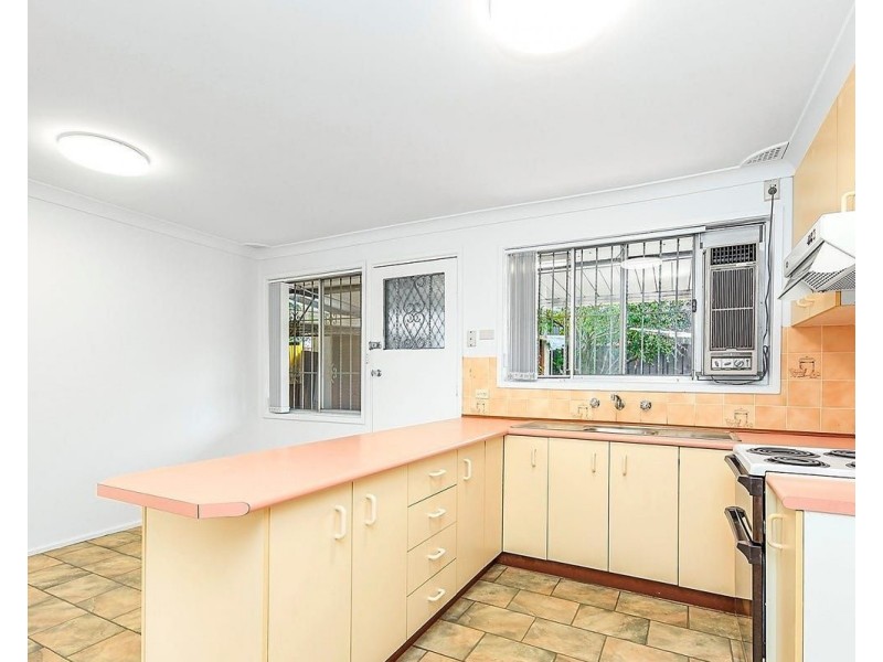 11 Marden St, Georges Hall NSW 2198