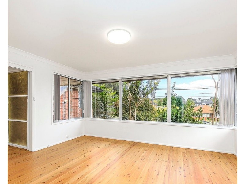 11 Marden St, Georges Hall NSW 2198