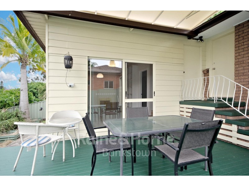 8 Oakborne Rd, Liverpool NSW 2170