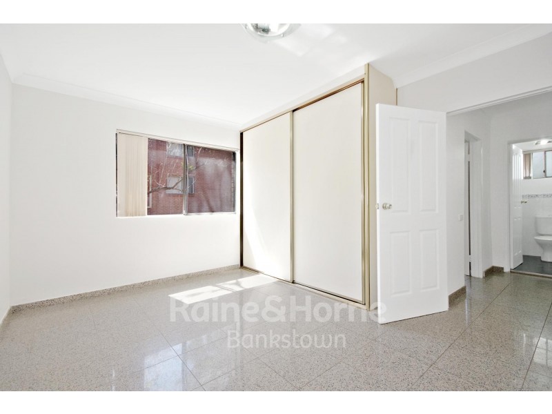 13/20 Myrtle Rd, Bankstown NSW 2200