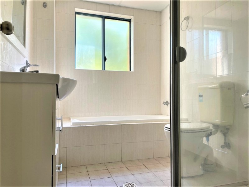 17/109 Meredith St, Bankstown NSW 2200