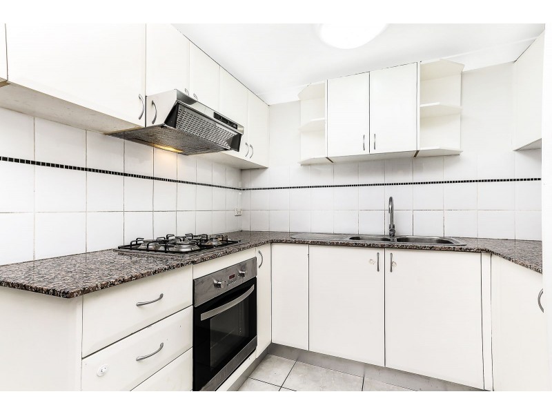 27/3 Fetherstone st, Bankstown NSW 2200