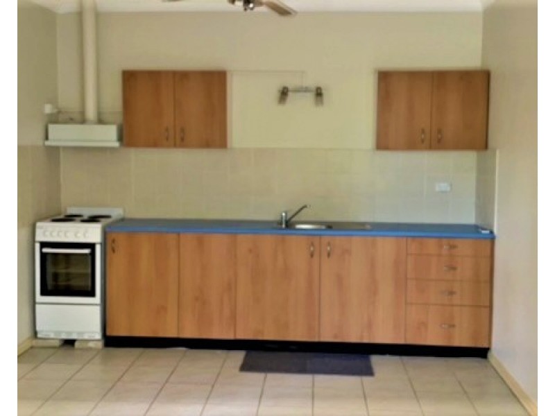 10 Sealy St, Mount Lewis NSW 2190