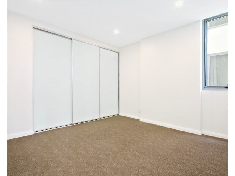 701/5 French Ave, Bankstown NSW 2200