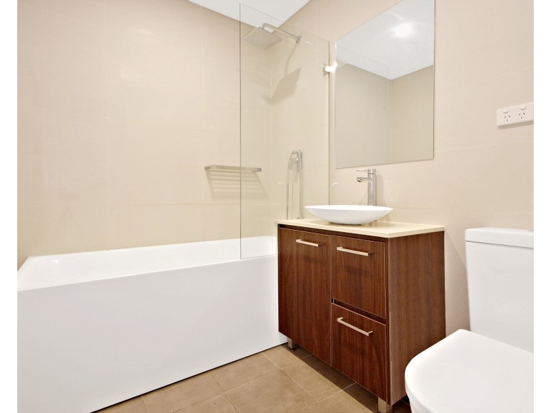 701/5 French Ave, Bankstown NSW 2200