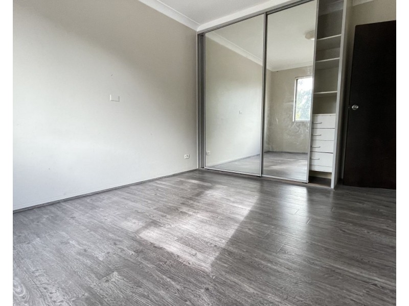 20/76 Copeland  Street, Liverpool NSW 2170