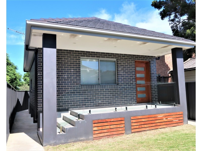 1/5C Ferrier Rd, Yagoona NSW 2199