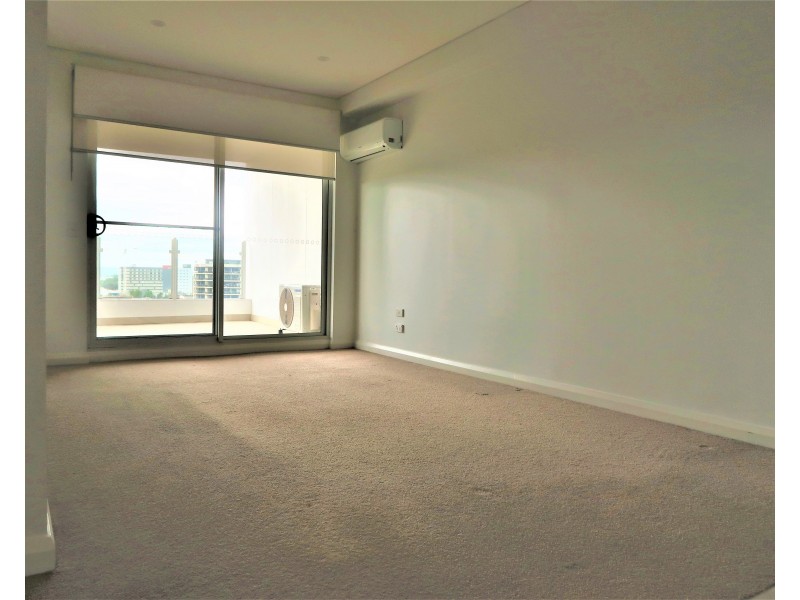 906/61 Rickard Rd, Bankstown NSW 2200