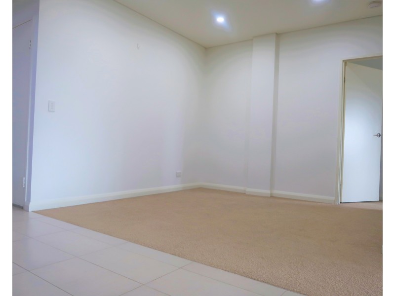 906/61 Rickard Rd, Bankstown NSW 2200