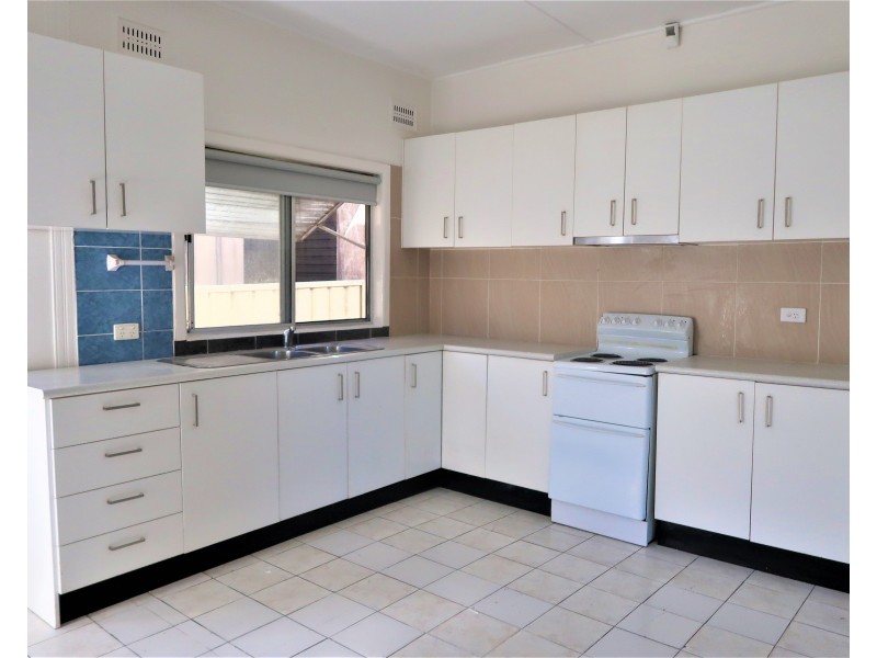 8 Irvine Street, Bankstown NSW 2200