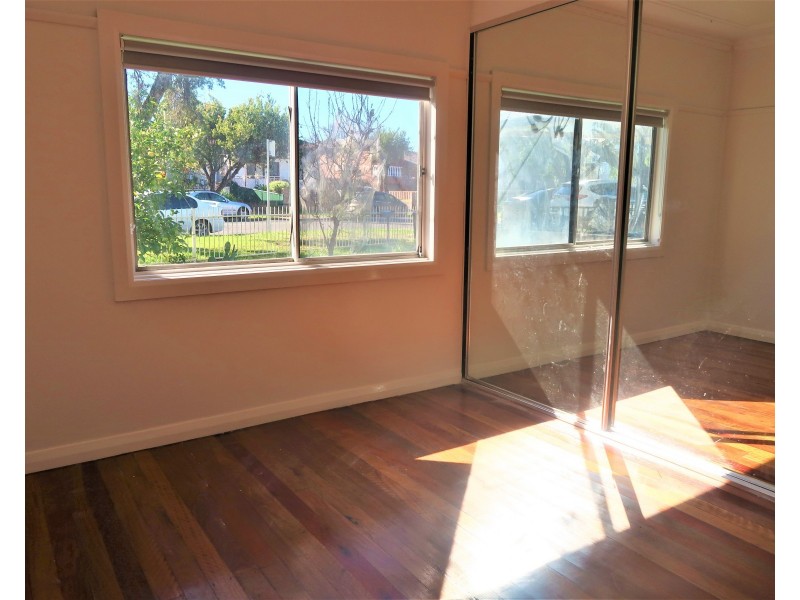 8 Irvine Street, Bankstown NSW 2200
