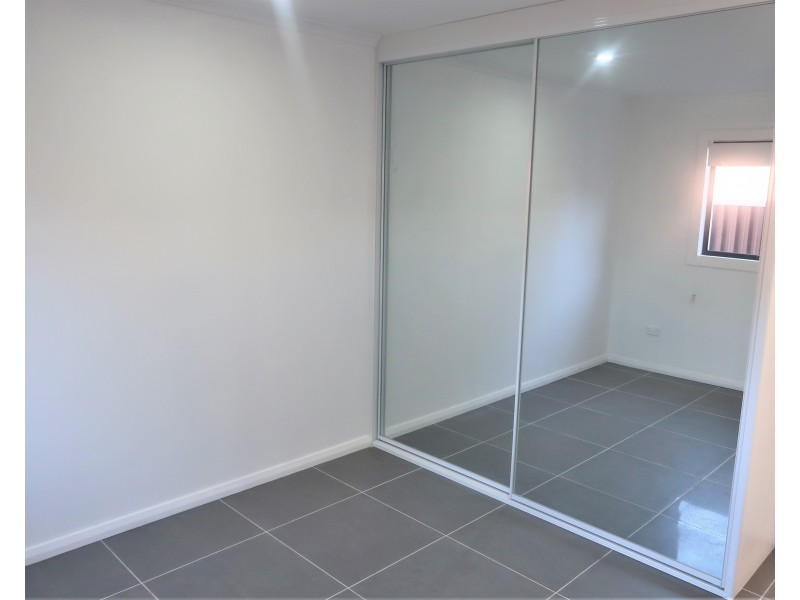 7B VIOLA ST, Punchbowl NSW 2196