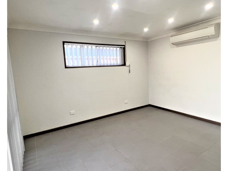 73 Farrell Rd, Bass Hill NSW 2197