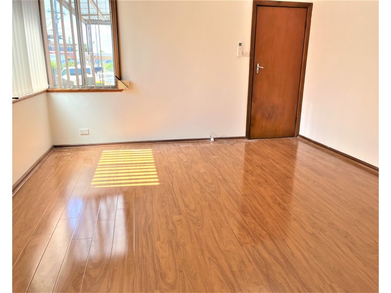 43 Wellington Rd, Birrong NSW 2143