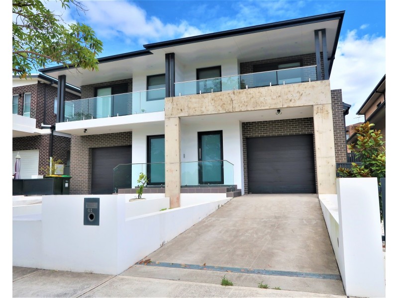 41 Hebe St, Greenacre NSW 2190