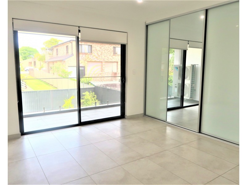 41 Hebe St, Greenacre NSW 2190