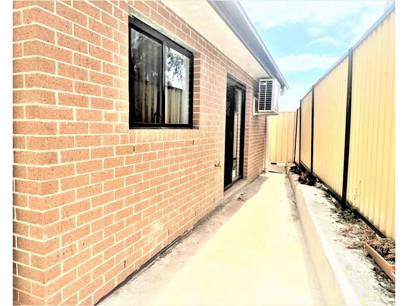 2A Clarke st, Bass Hill NSW 2197