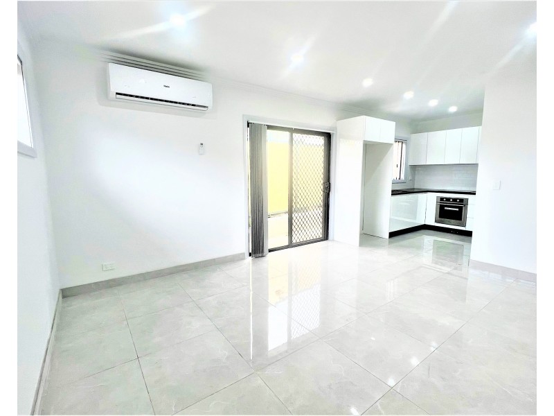 2A Clarke st, Bass Hill NSW 2197