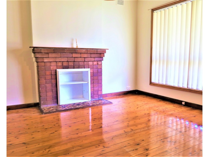 177 Mimosa Rd, Greenacre NSW 2190