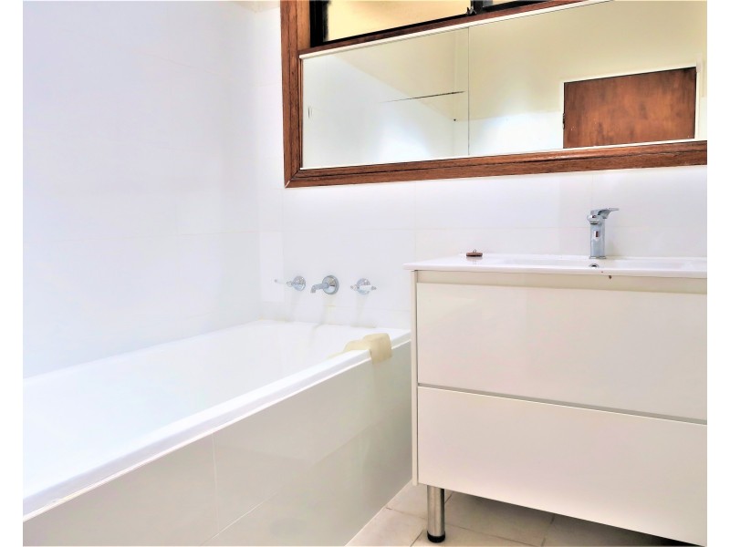 177 Mimosa Rd, Greenacre NSW 2190