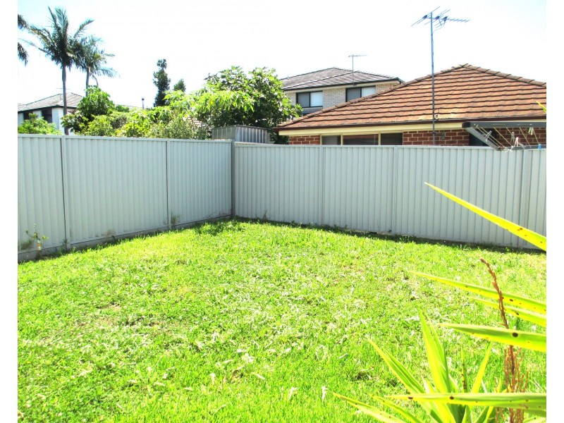 162A WILBUR ST, Greenacre NSW 2190