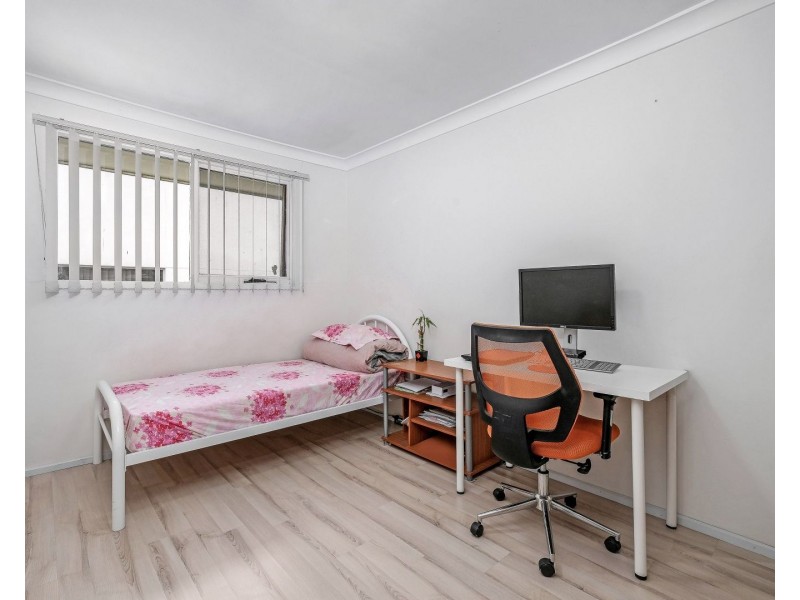 2/17 Leemon St, Condell Park NSW 2200