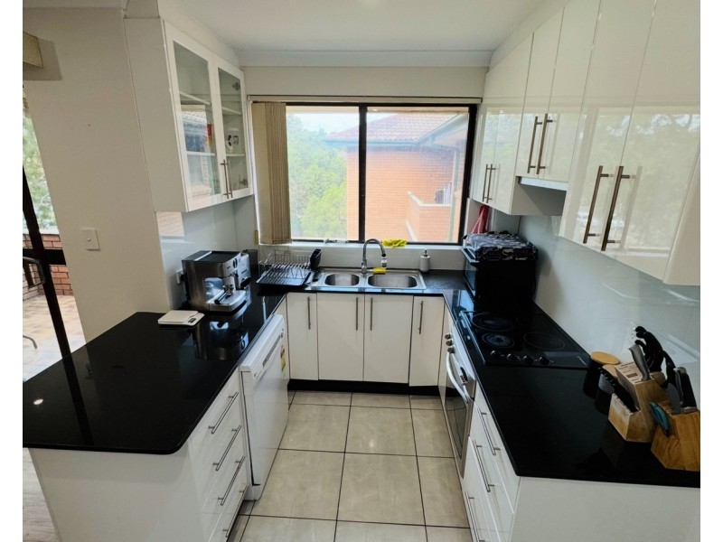 76/8-12 Myrtle Rd, Bankstown NSW 2200