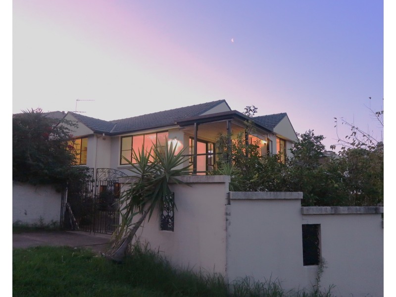 1 Hillview ave, Bankstown NSW 2200