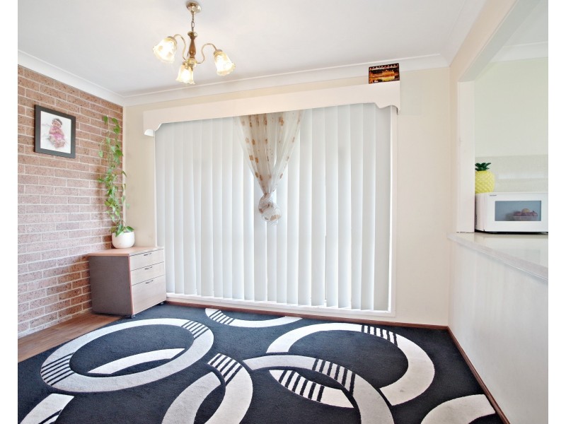 5/13 Reddall St, Campbelltown NSW 2560