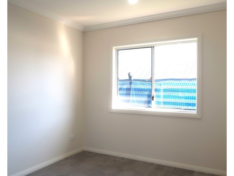 GF@76 Simmat ave, Condell Park NSW 2200