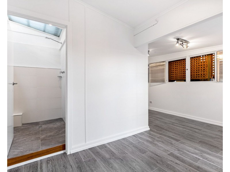 922 KIng Georges Rd, Blakehurst NSW 2221