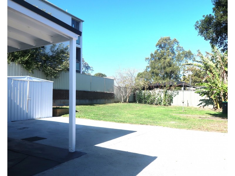 20 Boronia Rd, Greenacre NSW 2190