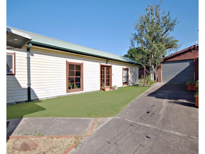 16 Centaur St, Revesby NSW 2212