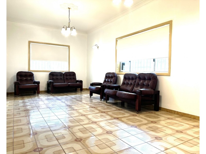 131 Evaline st, Campsie NSW 2194