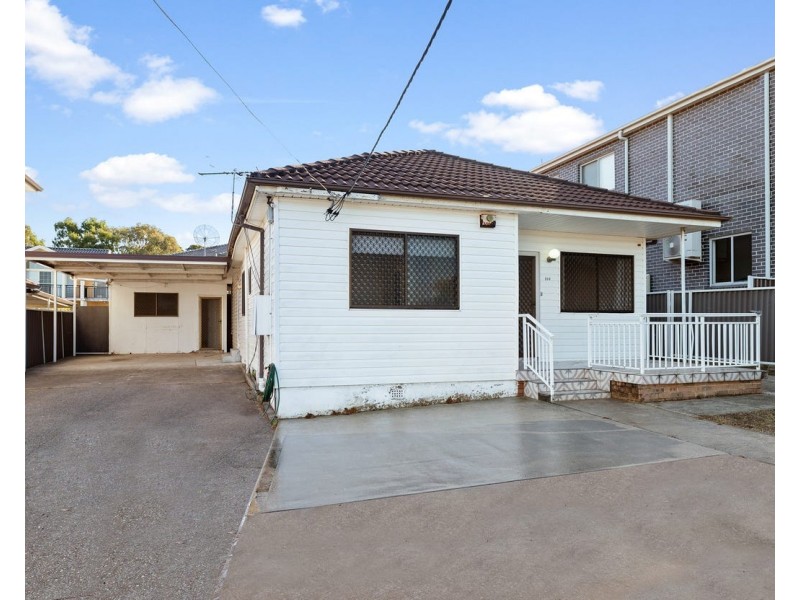 110 Maiden Street, Greenacre NSW 2190